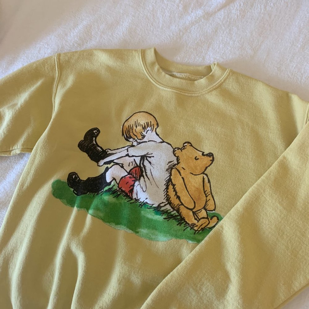 💛Winnie the Pooh Sweater💛